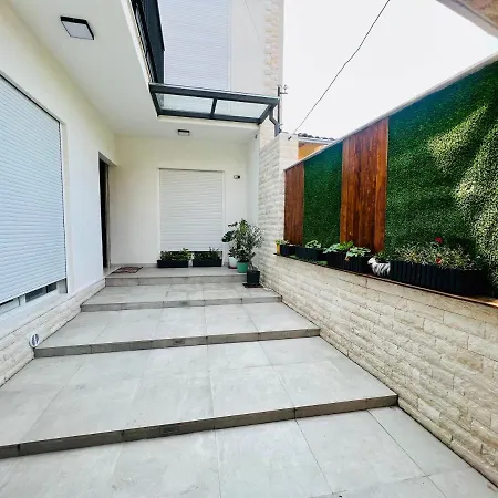 Te Nana Apartmán Shkodër