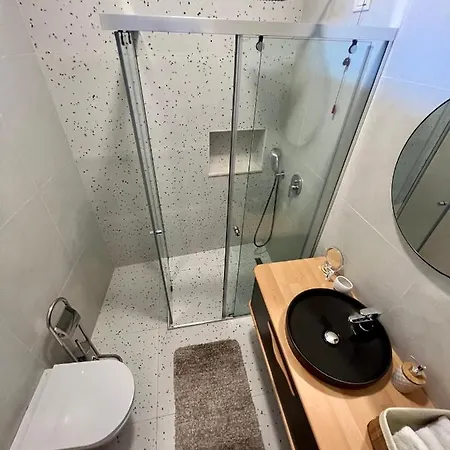Te Nana Appartement Shkodër